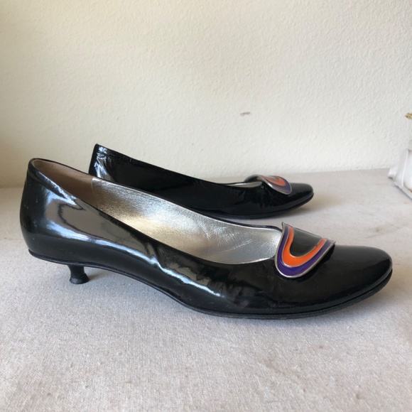 Patent black kitten heel shoes - Picture 3 of 7